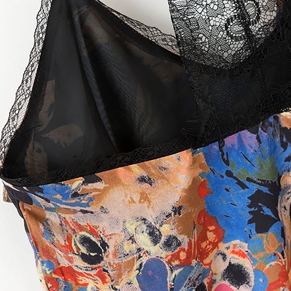 Floral Lace Slip Dress - Picture 4 of 7